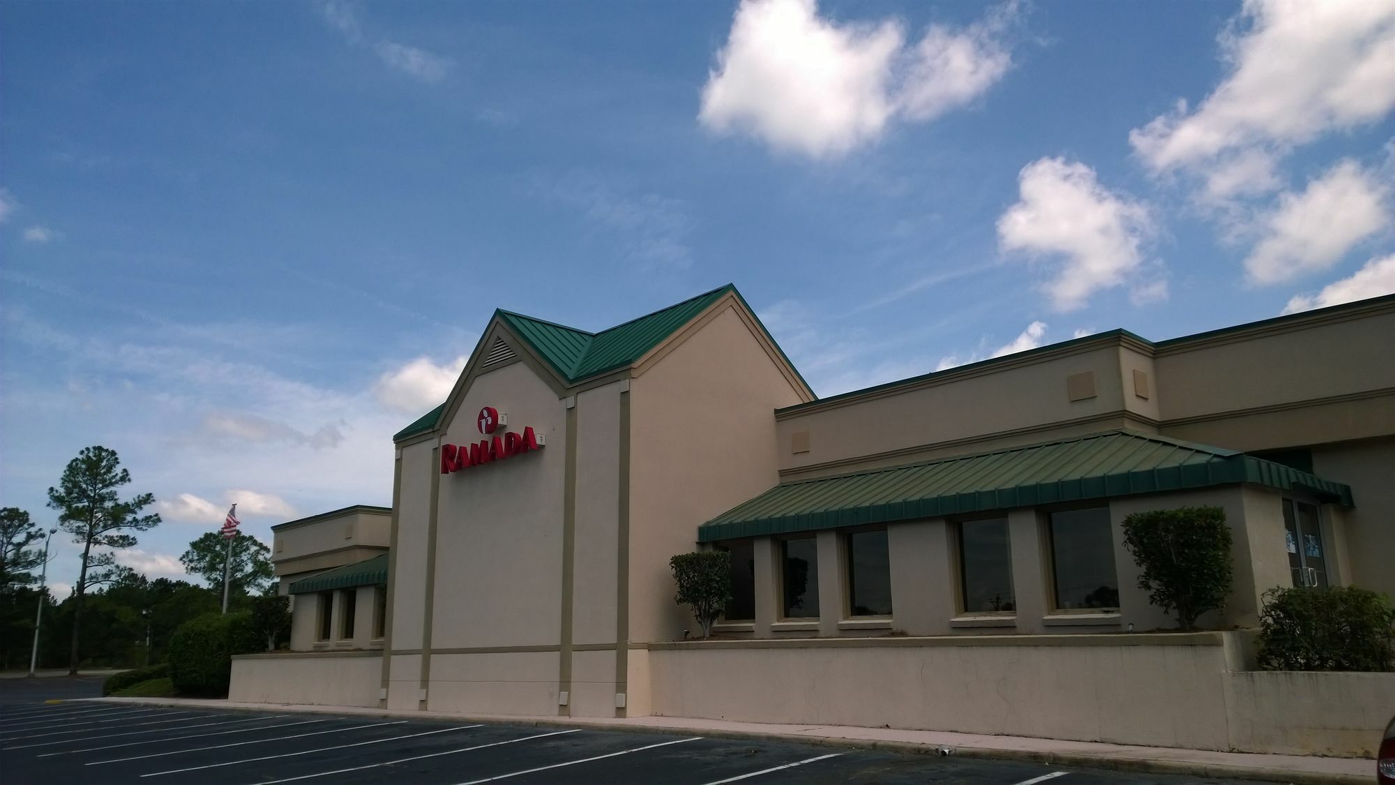 Ramada By Wyndham & Suites Warner Robins Kültér fotó